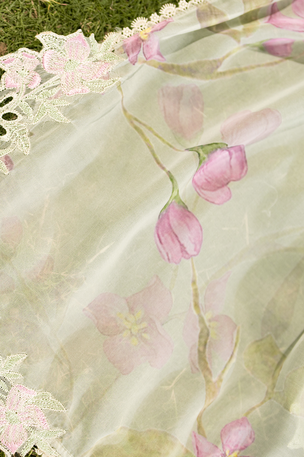 Festive Edition Lawn '25 By Iznik