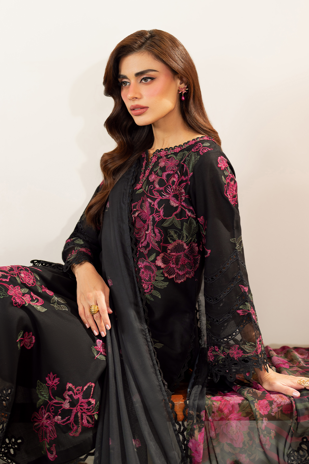 Festive Edition Lawn '25 By Iznik