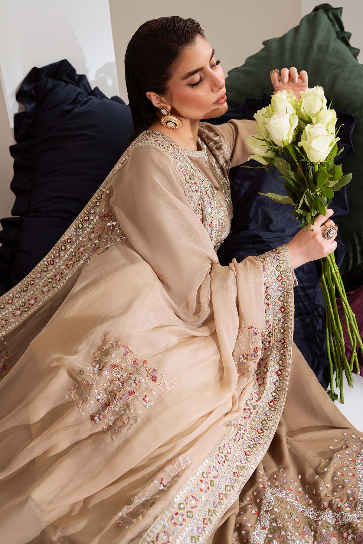 Nureh Maya Velvet 25