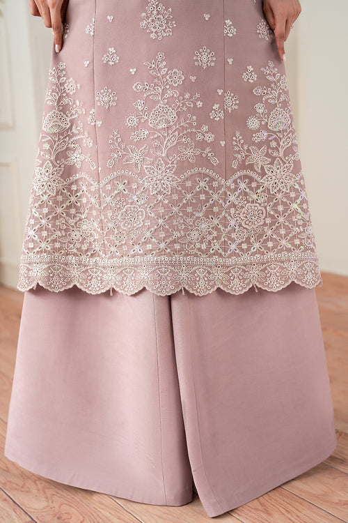 Essence Formals Luxury Collection'25  By Farasha