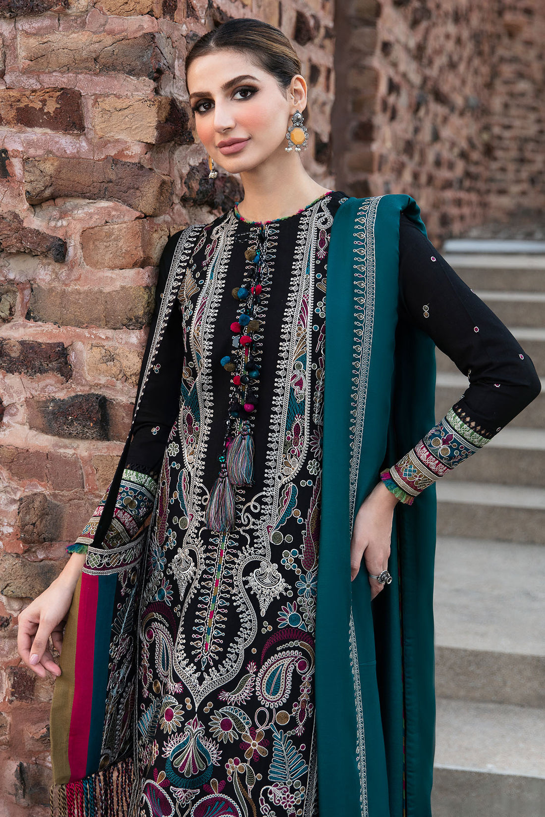 Jazmin Present Dastak Embroidered Luxury Winter Collection D-08