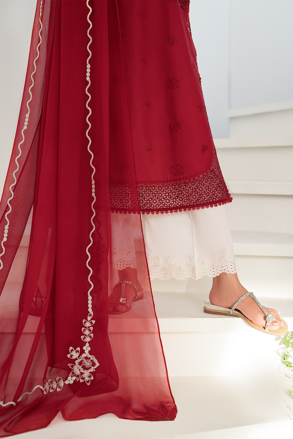 Festive Edition Lawn '25 By Iznik