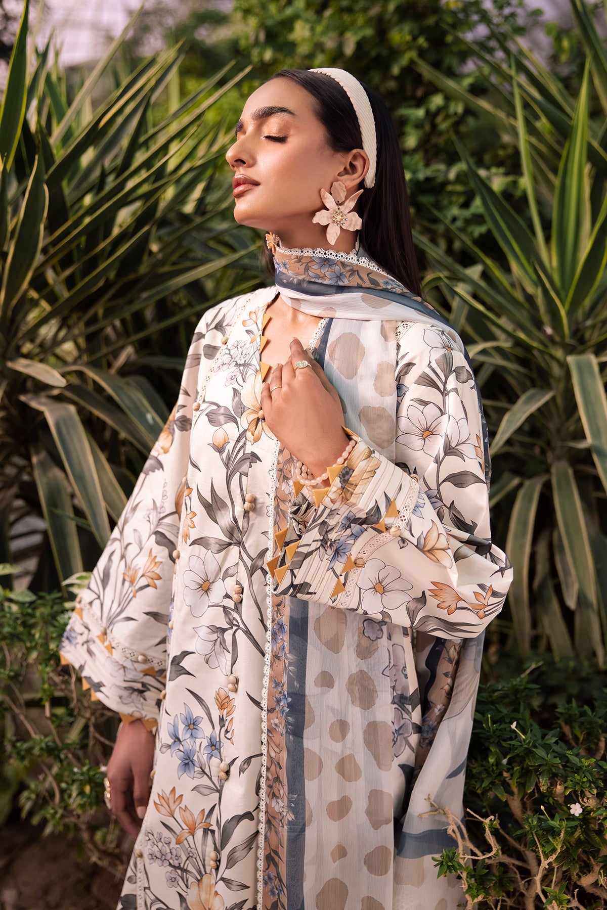 Sheen By Alizeh Vol 2 Printed Lawn Collection '24 (06)