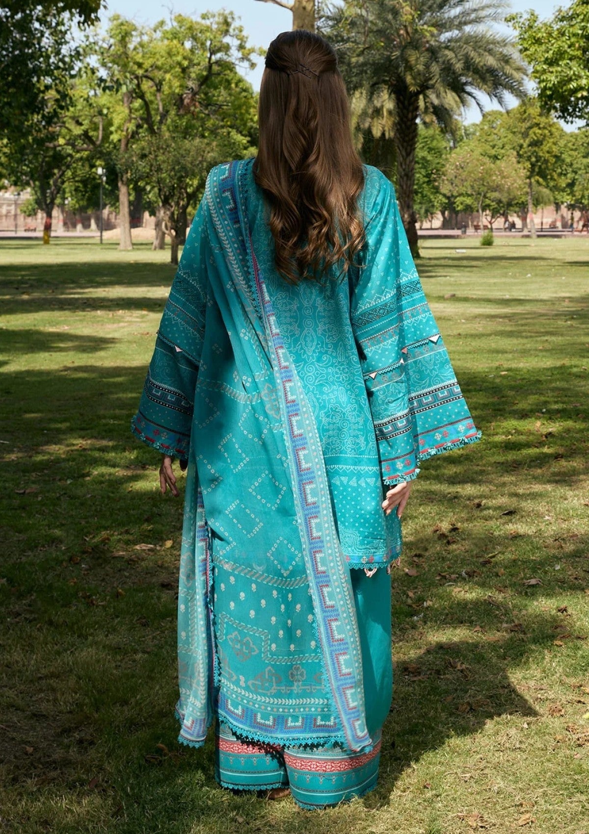 Kahf Aangan Printed Lawn Collection '26