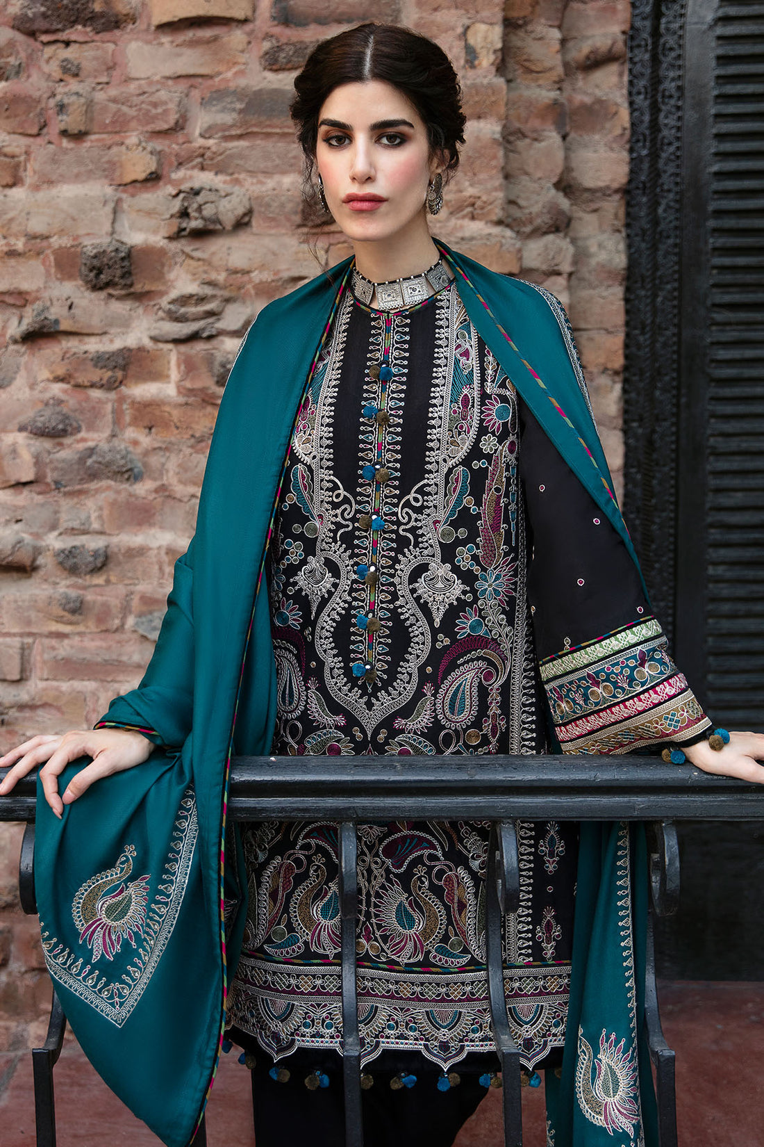 Jazmin Present Dastak Embroidered Luxury Winter Collection D-09