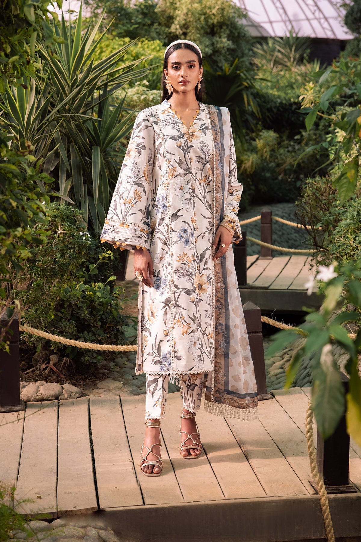 Sheen By Alizeh Vol 2 Printed Lawn Collection '24 (06)