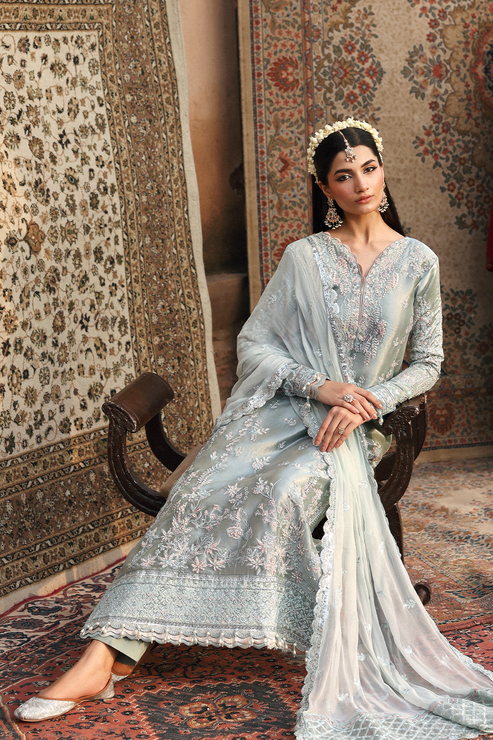 Romansiyyah Luxury Formal '25 By Emaan Adeel