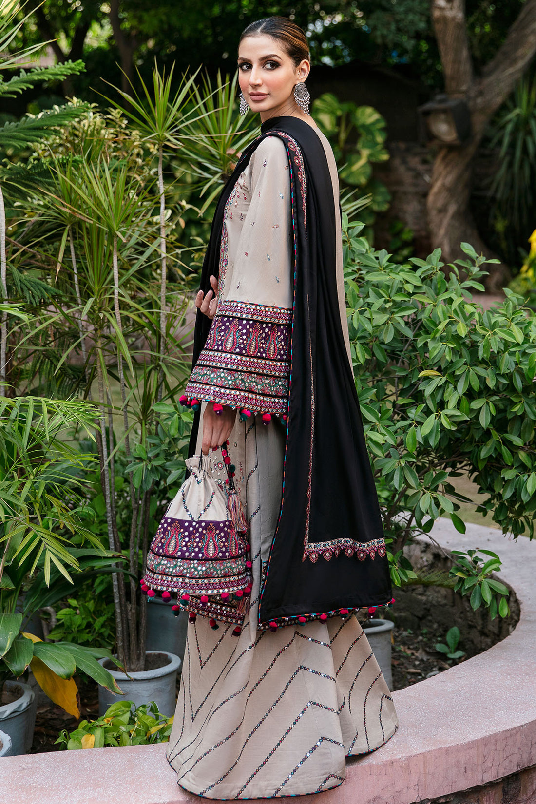 Jazmin Present Dastak Embroidered Luxury Winter Collection D-07