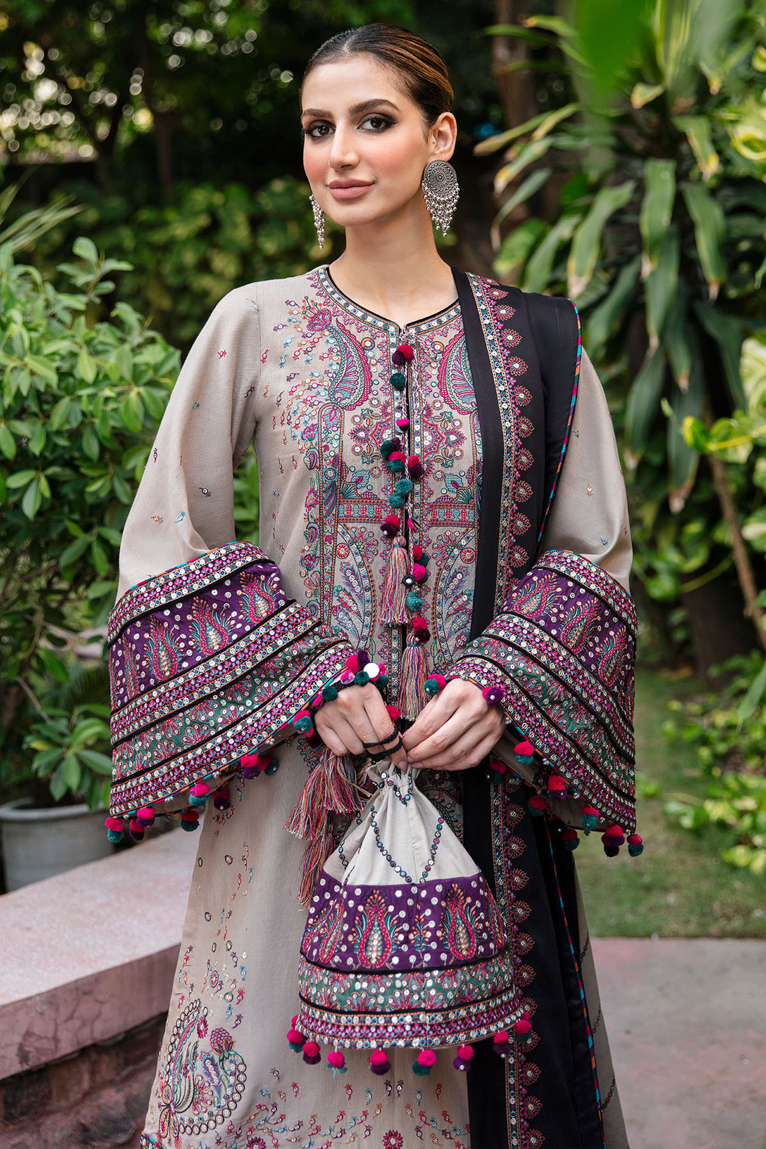 Jazmin Present Dastak Embroidered Luxury Winter Collection D-07