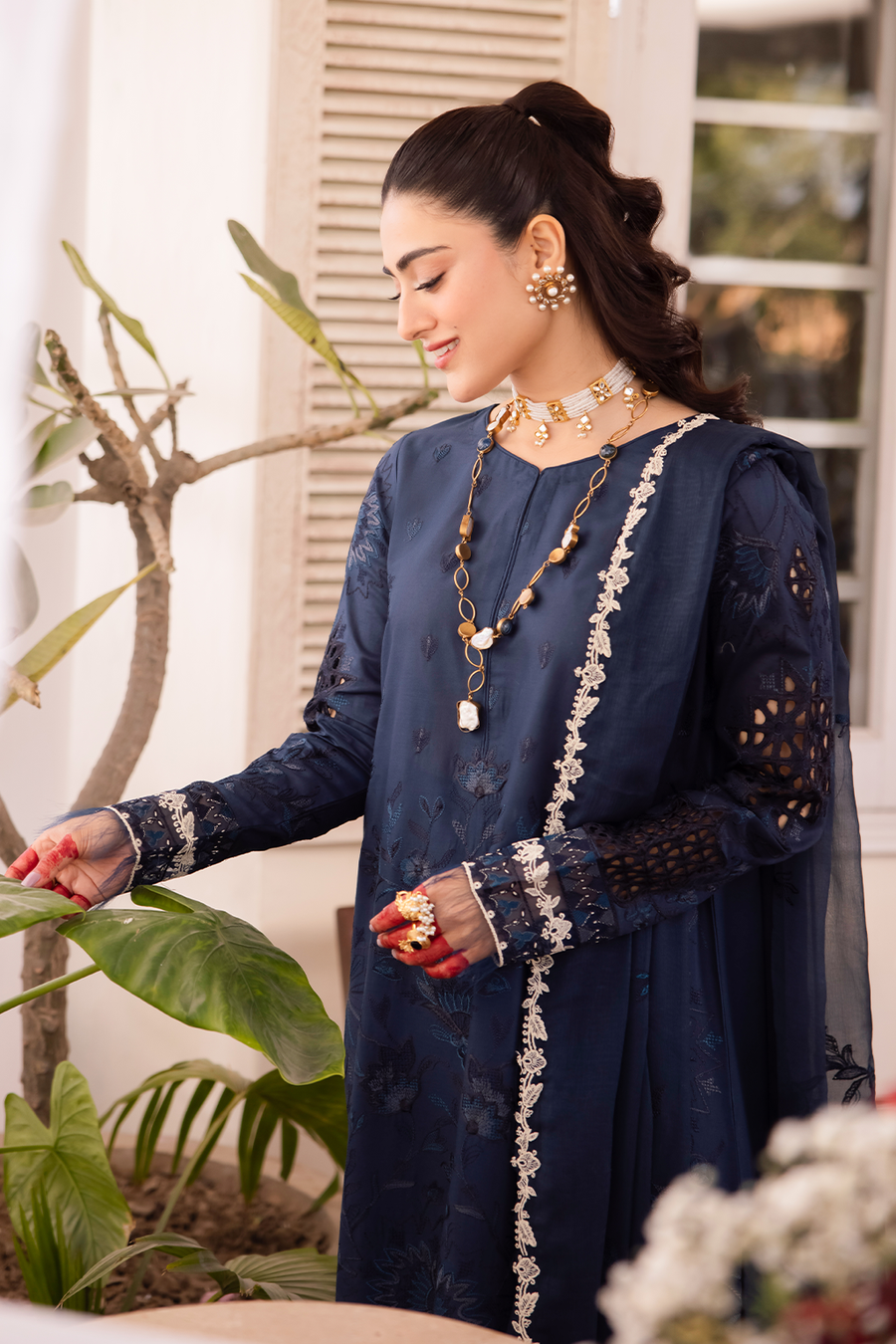 IZNIK Nani Ka Ghar Eid Collection 24 (03)