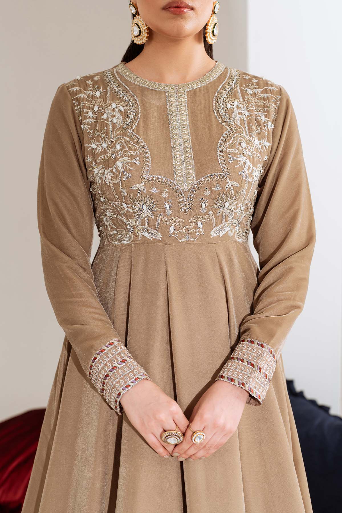 Nureh Maya Velvet 25