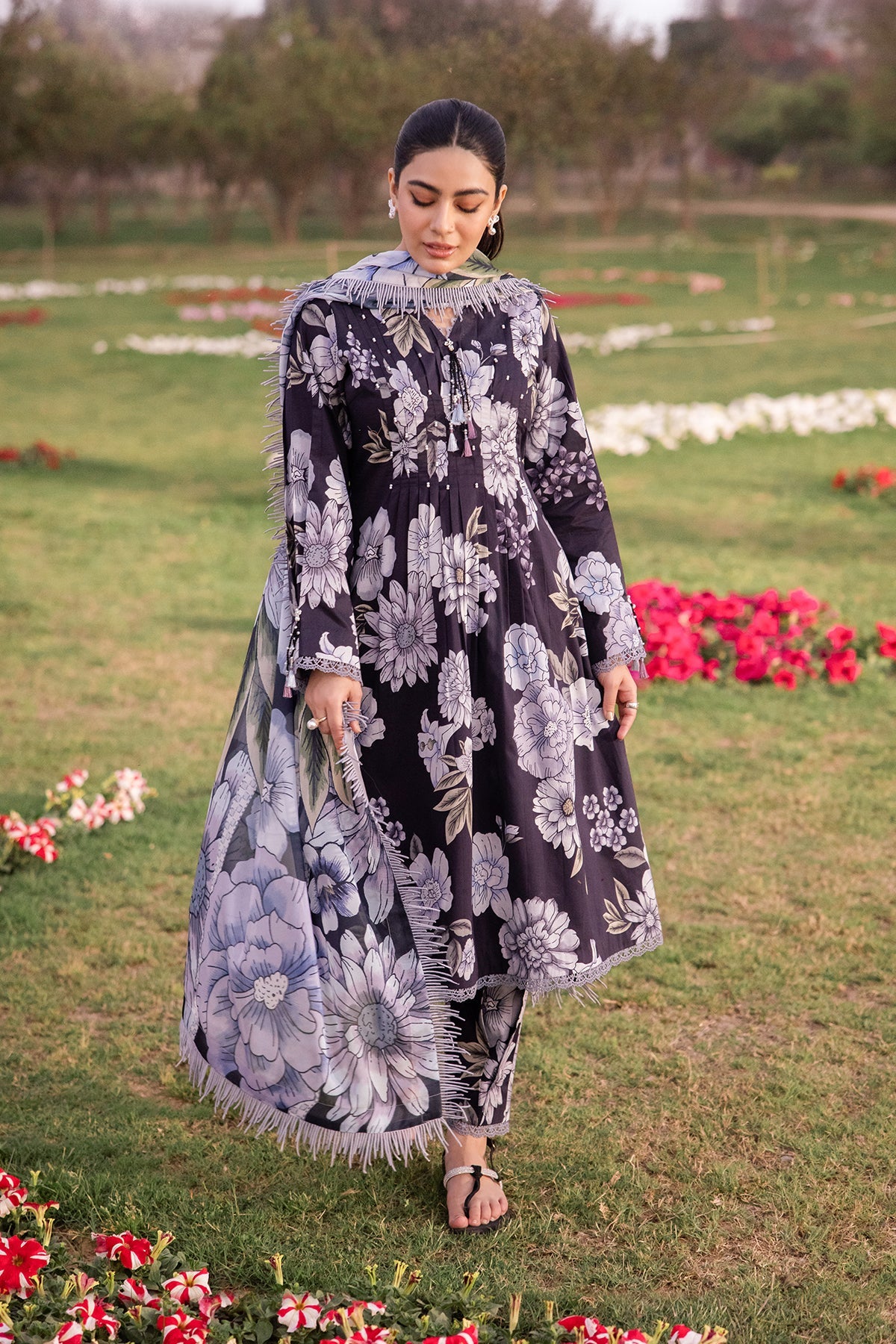 Sheen By Alizeh Vol 2 Printed Lawn Collection '24 (13)