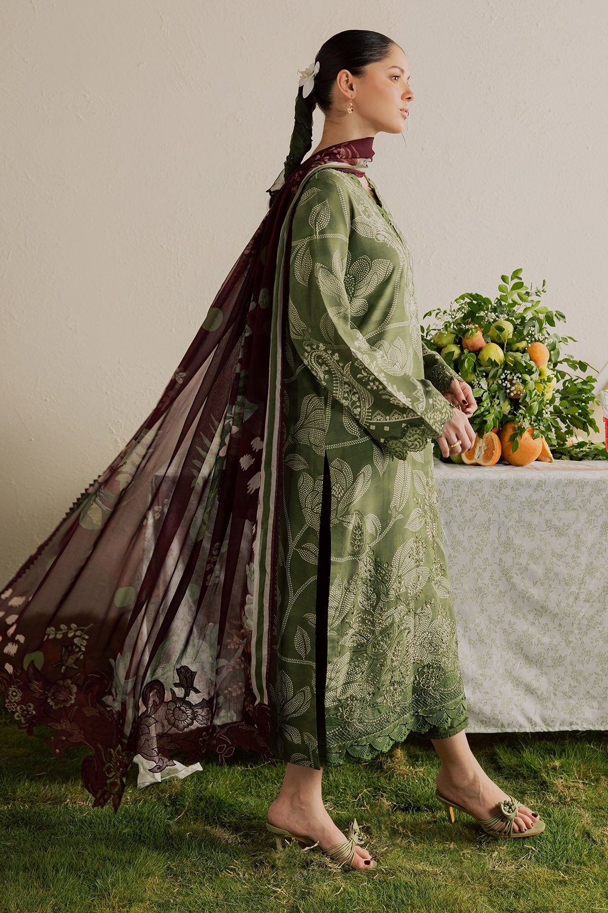 Nureh Gardenia Embroidered Viscose Slub '26