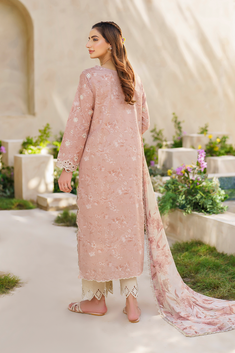 Iznik Festive Luxury Lawn Collection 24 (11)