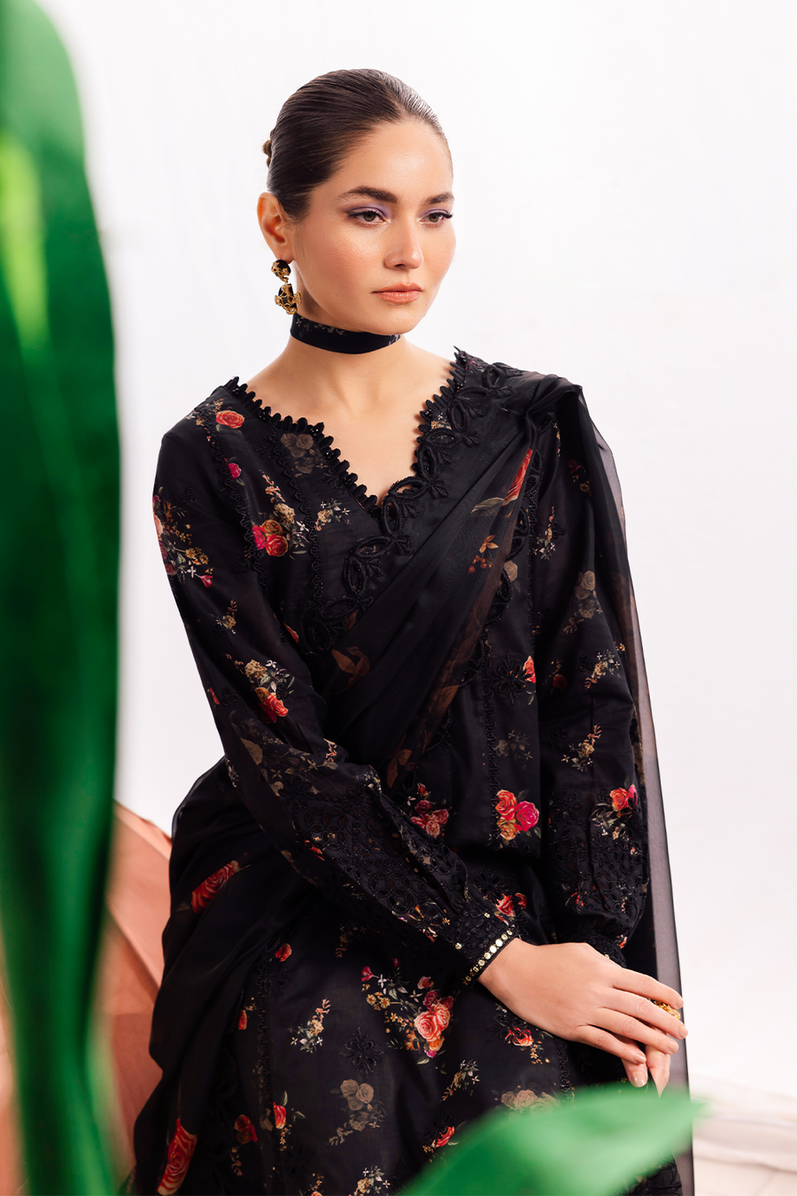 IZNIK Dahlia Luxury Lawn Collection 08