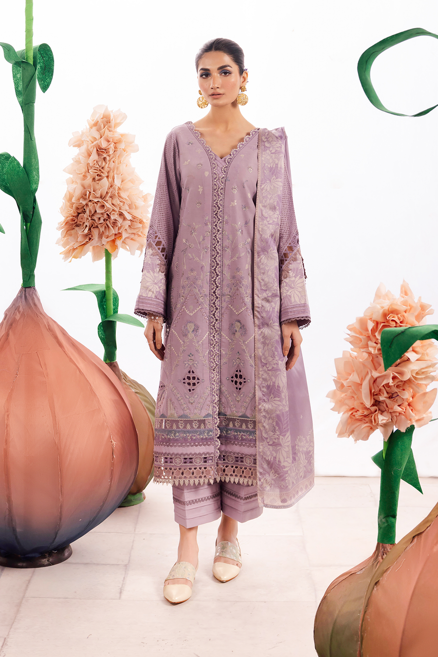 IZNIK Dahlia Luxury Lawn Collection 04