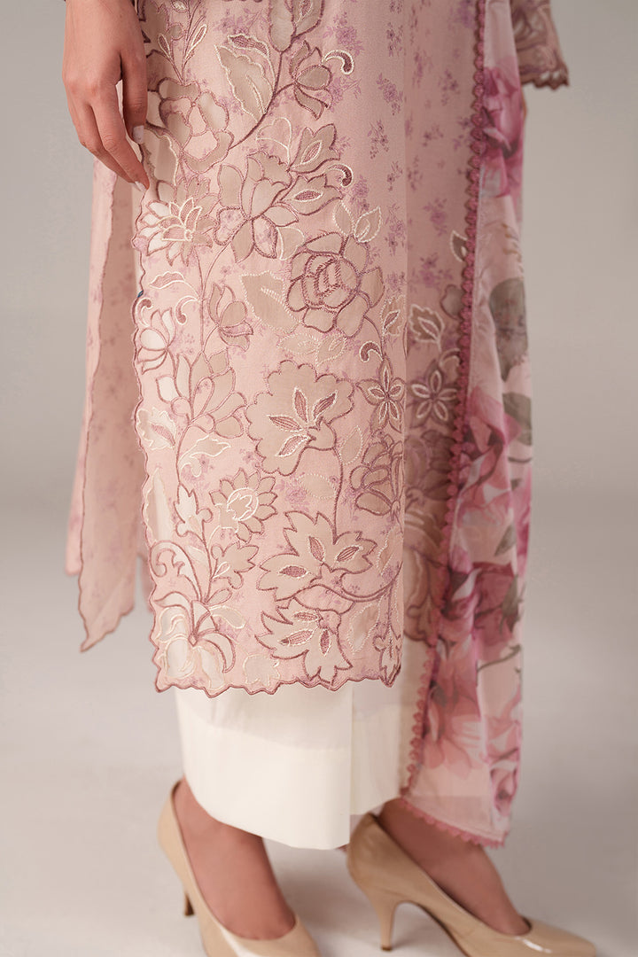 Iznik Spring Summer Collection '26