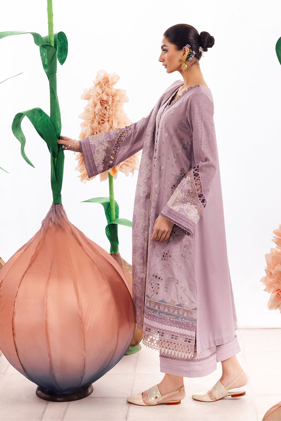 IZNIK Dahlia Luxury Lawn Collection 04