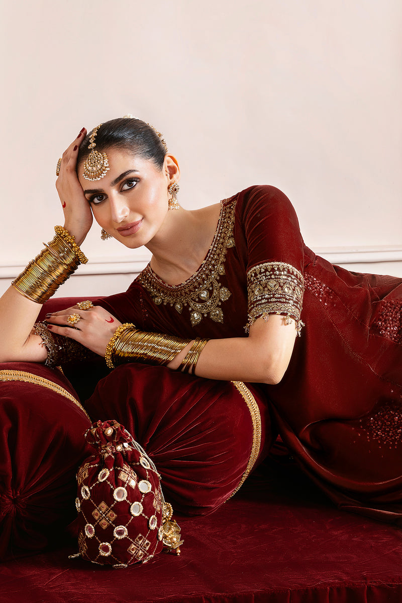 Chandani Velvet Formals '25 By Jazmin