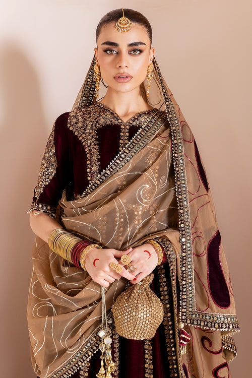 Chandani Velvet Formals '25 By Jazmin