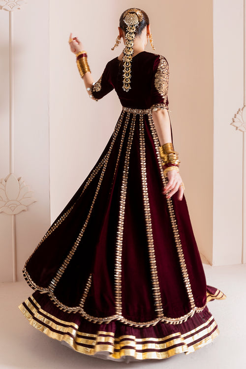Chandani Velvet Formals '25 By Jazmin