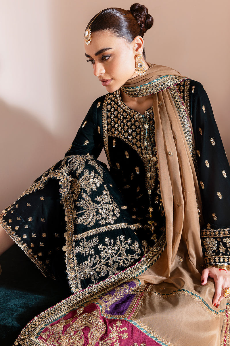 Chandani Velvet Formals '25 By Jazmin