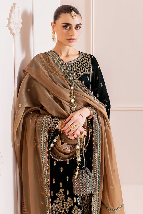Chandani Velvet Formals '25 By Jazmin