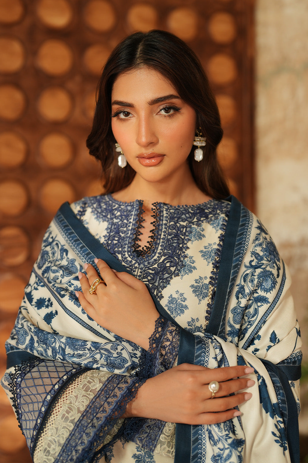 Pre Fall '25 By Iznik