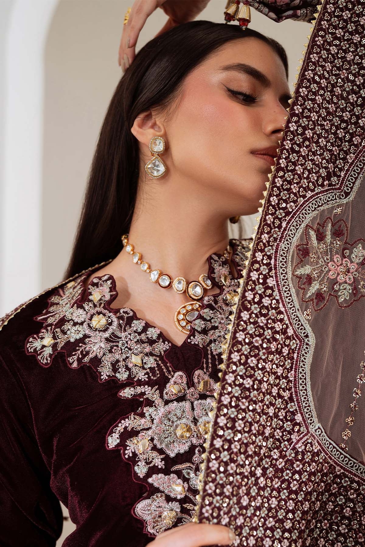 Nureh Maya Velvet 25