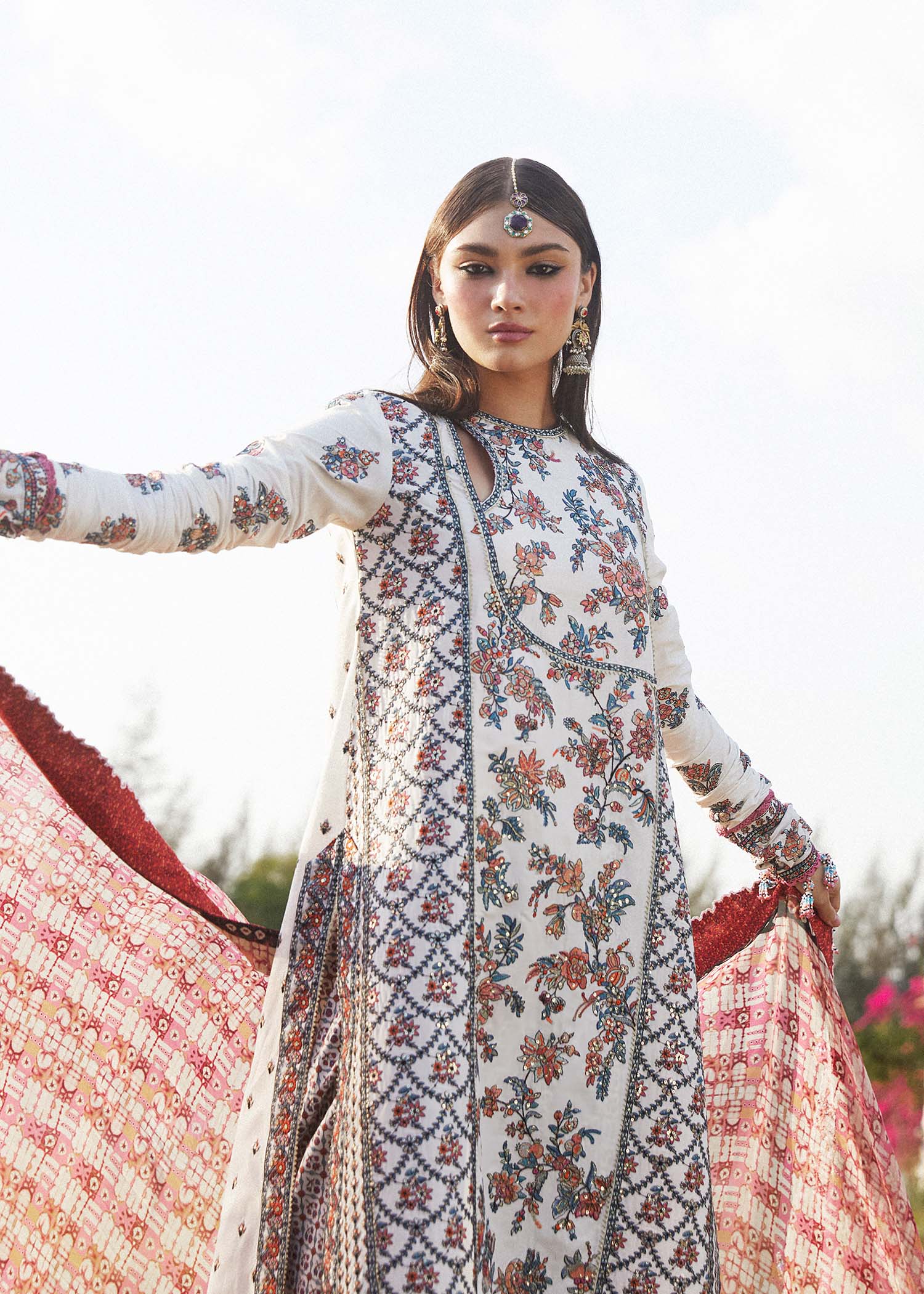 Hussain Rehar Luxury Eid Collection '24 (04)