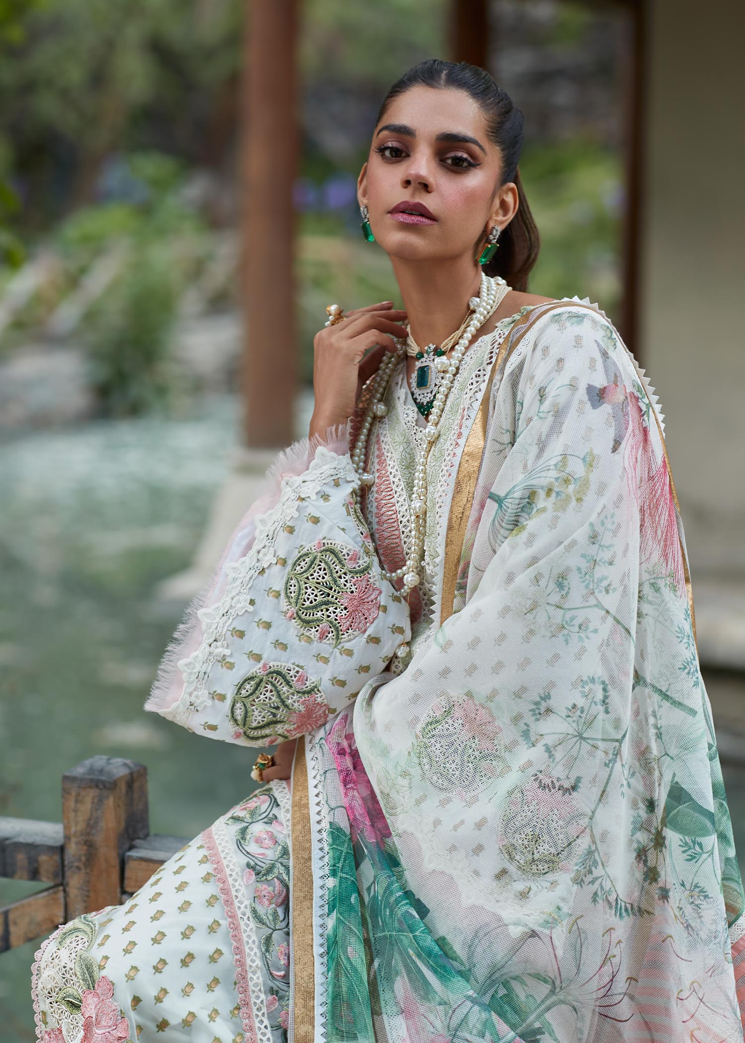 Crimson Luxury Lawn Saira Shakira