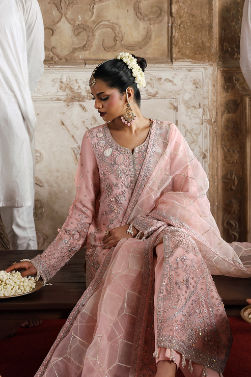 Romansiyyah Luxury Formal '25 By Emaan Adeel
