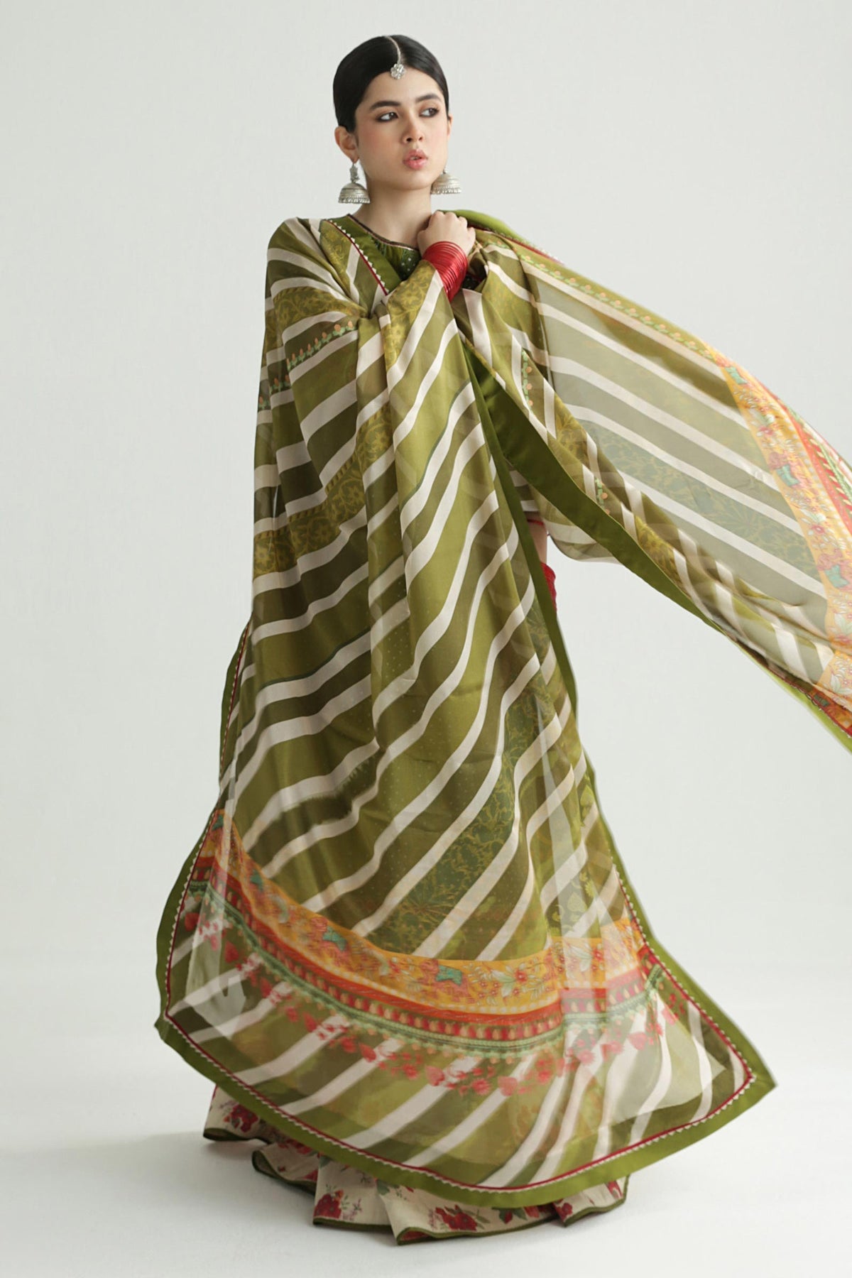 Zarashahjahan Luxury Lawn Collection 24 (8B)