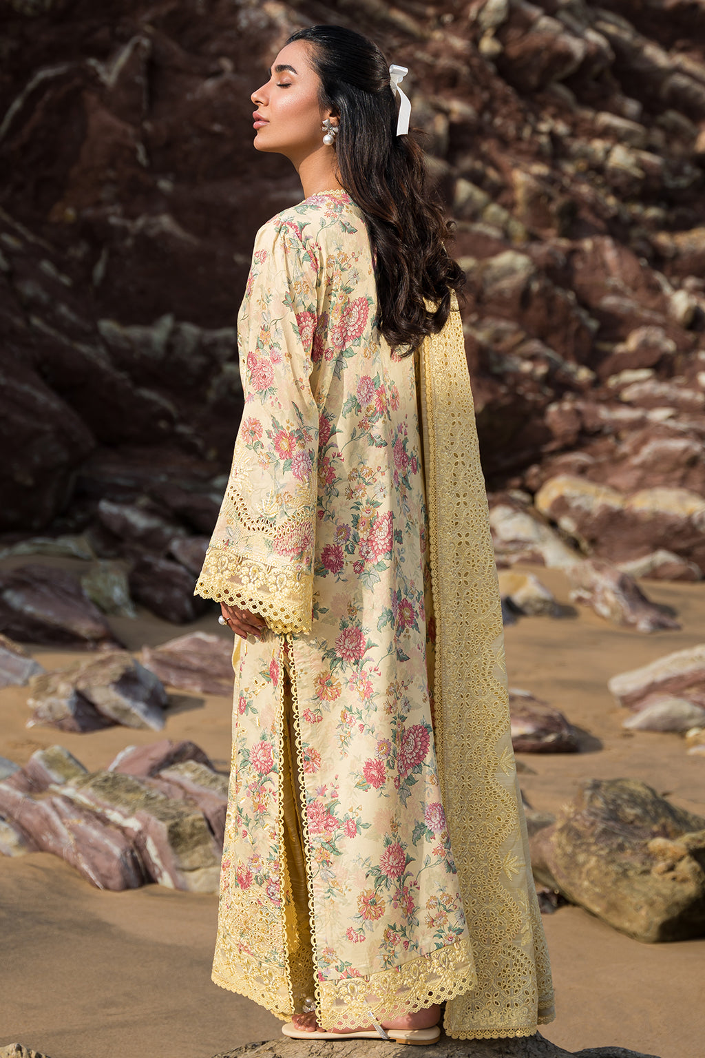 Afrozeh Summer Together Lawn Collection '24 (03)