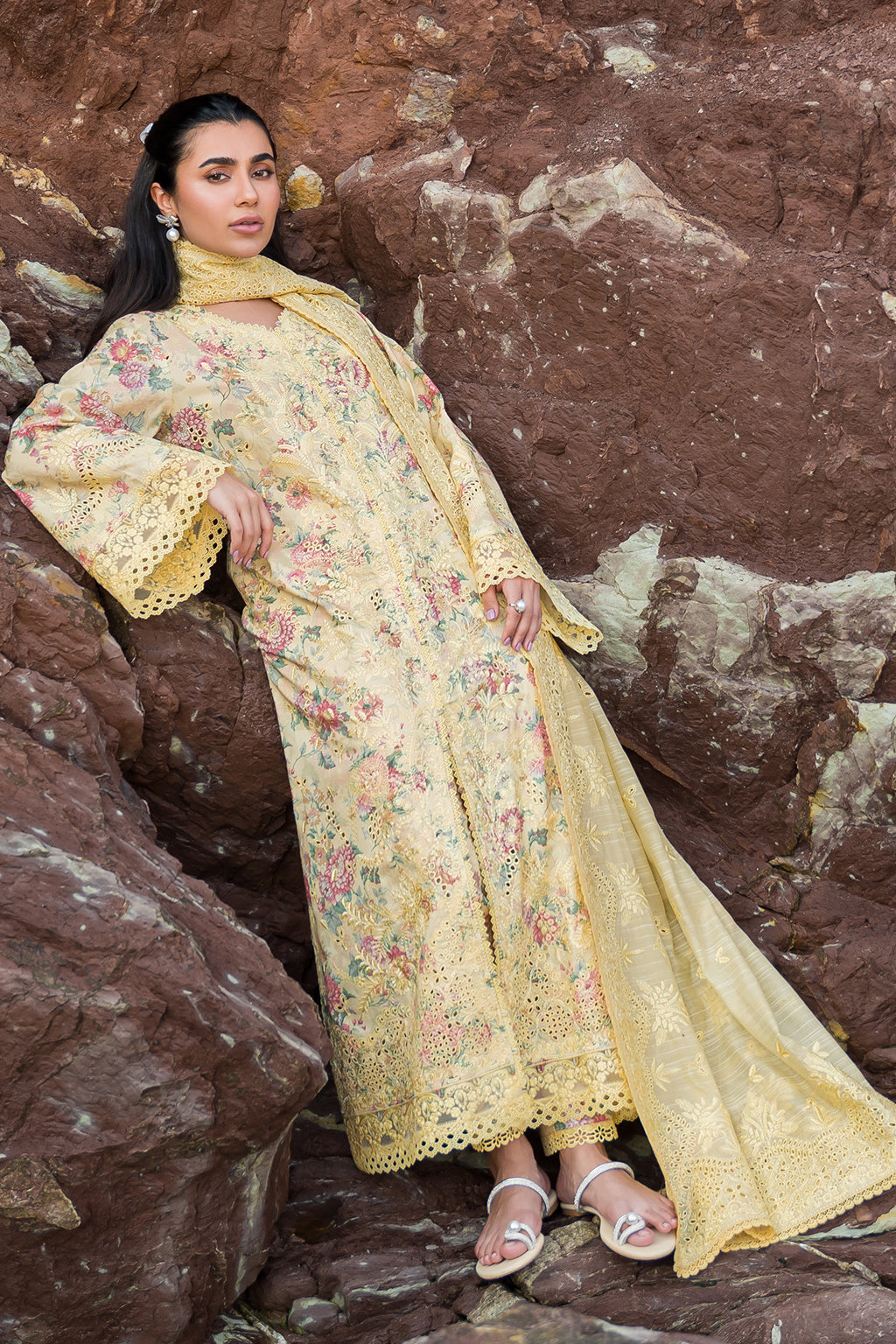 Afrozeh Summer Together Lawn Collection '24 (03)