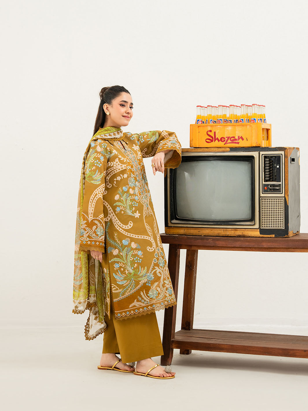 Anaya Lawn Vol 1 '26 BY Mahnur