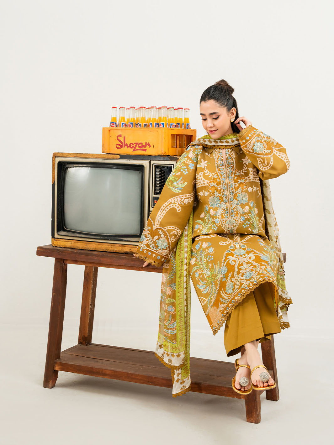 Anaya Lawn Vol 1 '26 BY Mahnur