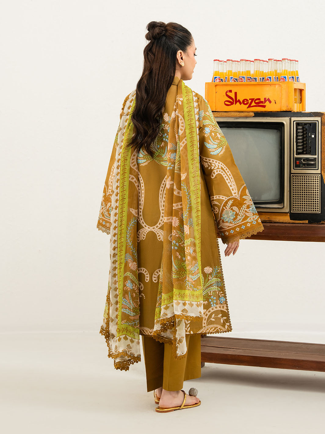 Anaya Lawn Vol 1 '26 BY Mahnur