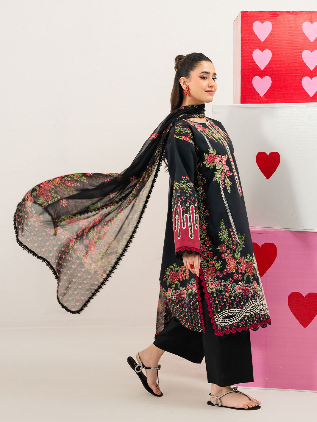 Anaya Lawn Vol 1 '26 BY Mahnur