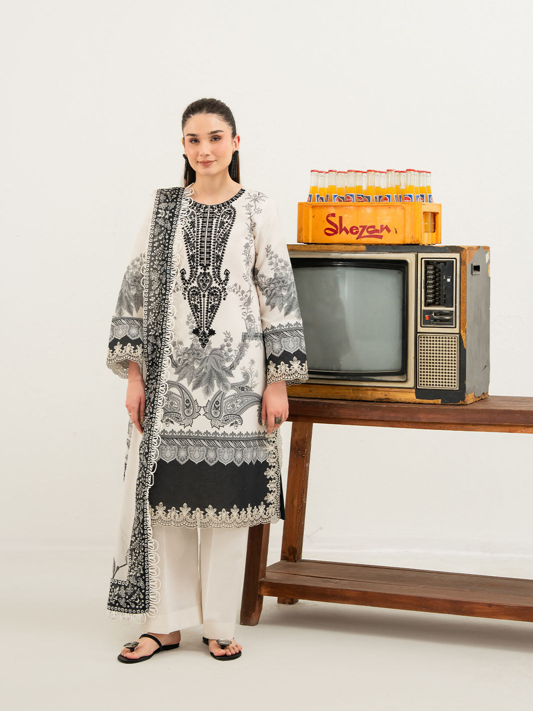 Anaya Lawn Vol 1 '26 BY Mahnur