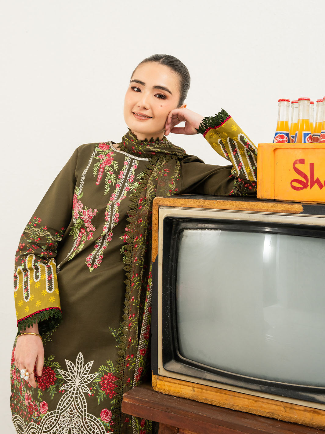 Anaya Lawn Vol 1 '26 BY Mahnur