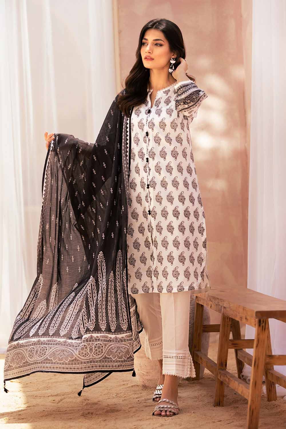 Gul Ahmed Printed Lawn Collection