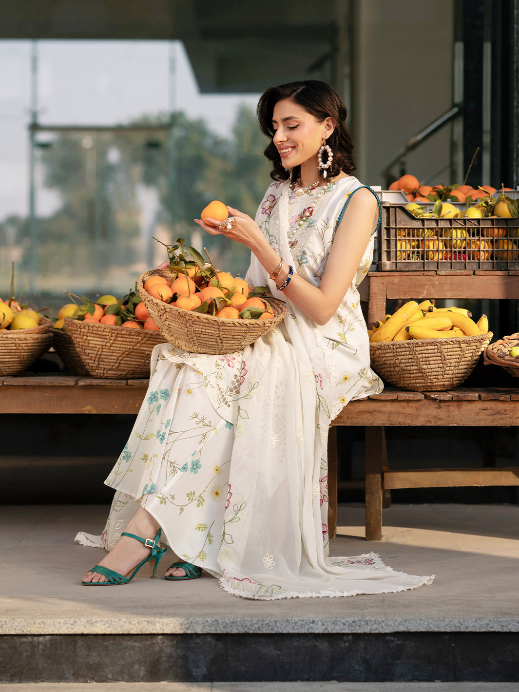 Broadway Luxury Lawn '26 By Mahnur