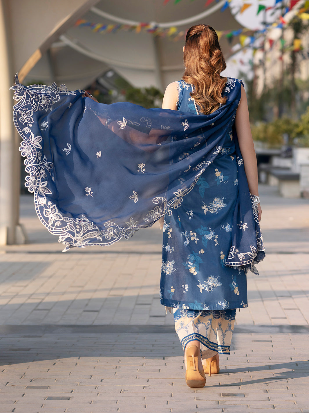 Broadway Luxury Lawn '26 By Mahnur