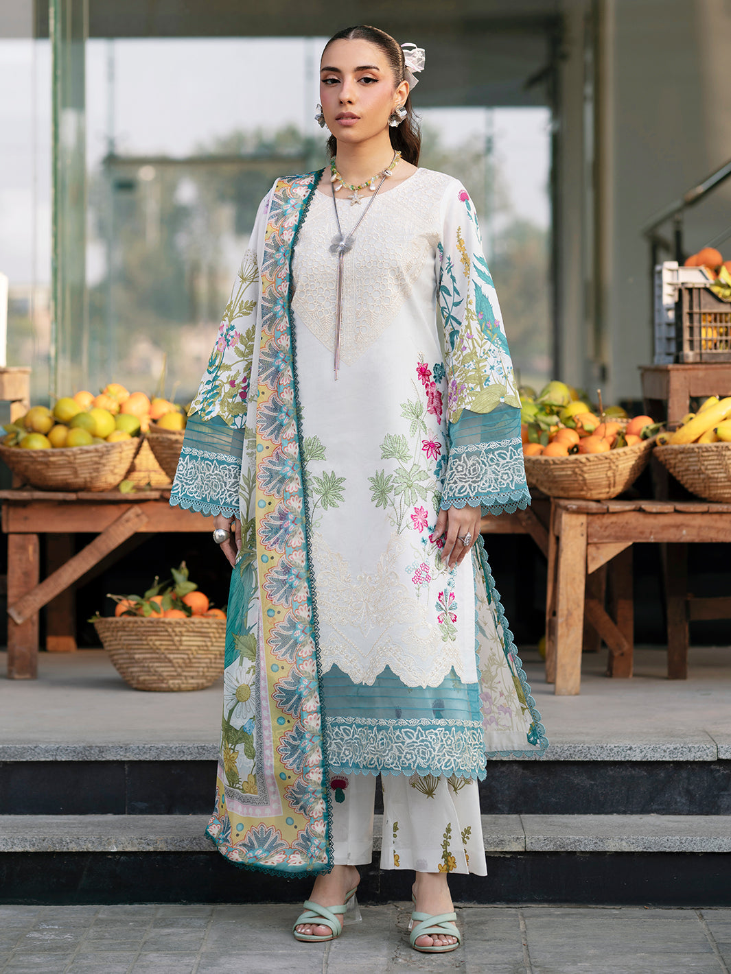 Broadway Luxury Lawn '26 By Mahnur