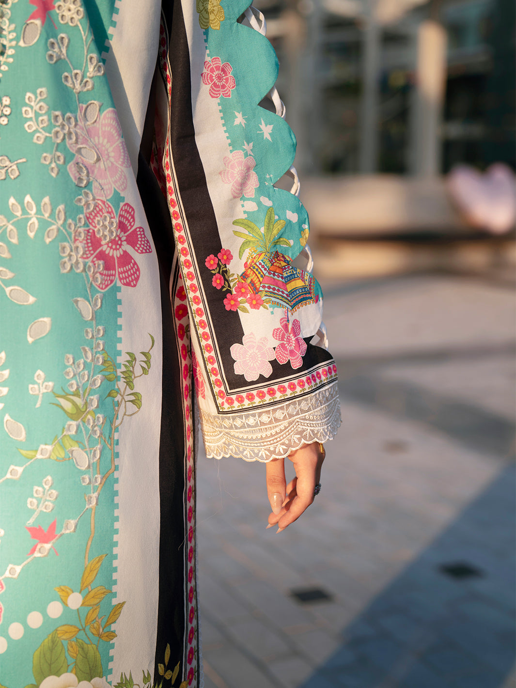 Broadway Luxury Lawn '26 By Mahnur