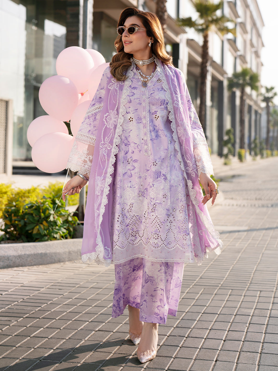 Broadway Luxury Lawn '26 By Mahnur