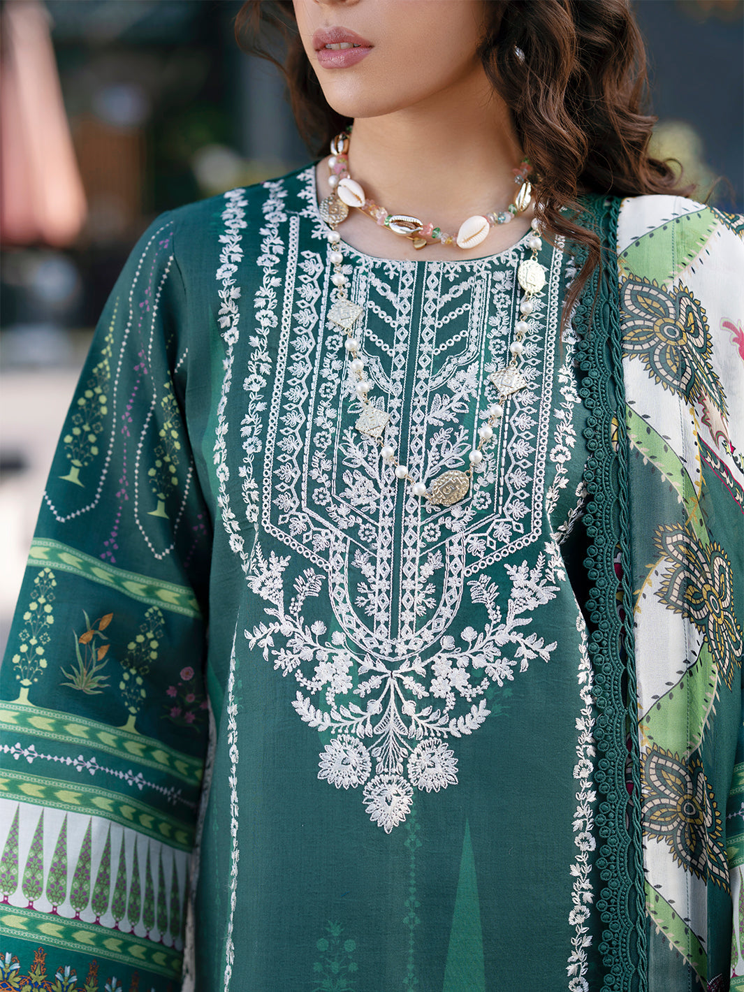 Broadway Luxury Lawn '26 By Mahnur