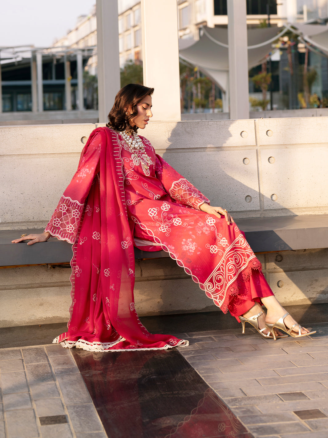 Broadway Luxury Lawn '26 By Mahnur