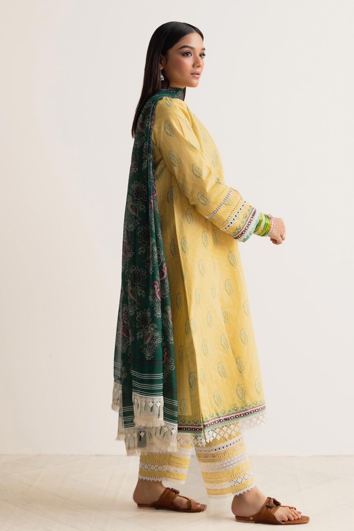 Coco Printed Lawn Collection By ZaraShahjahan D-10